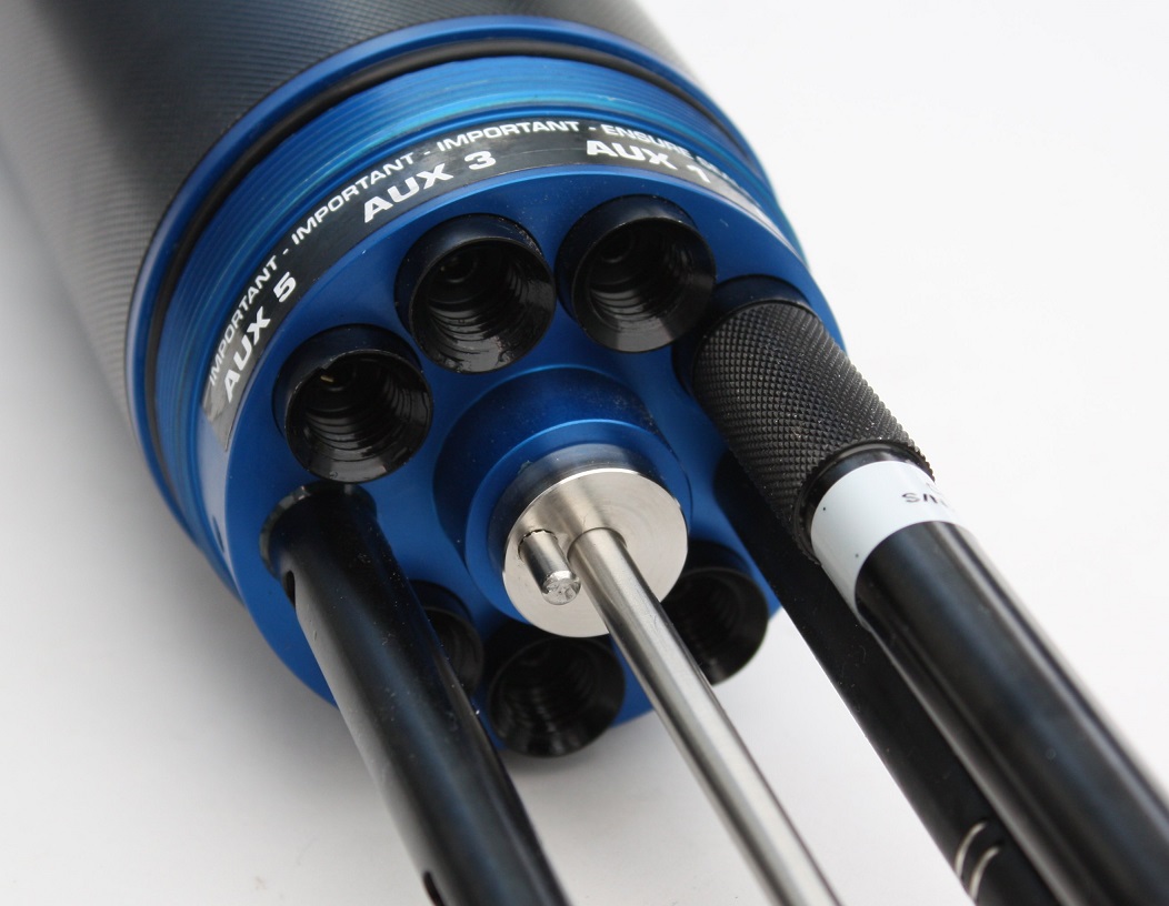 6 Ingressi ausiliari per la sonda AP-7000